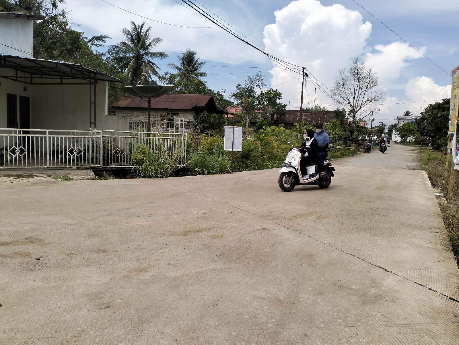 Jalan dan Jembatan di Desa Purwajaya Diperbaiki