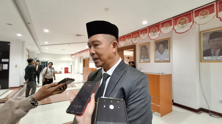 Viktor Yuan Desak Pemkot Optimalkan Tata Kelola Pasar Tradisional